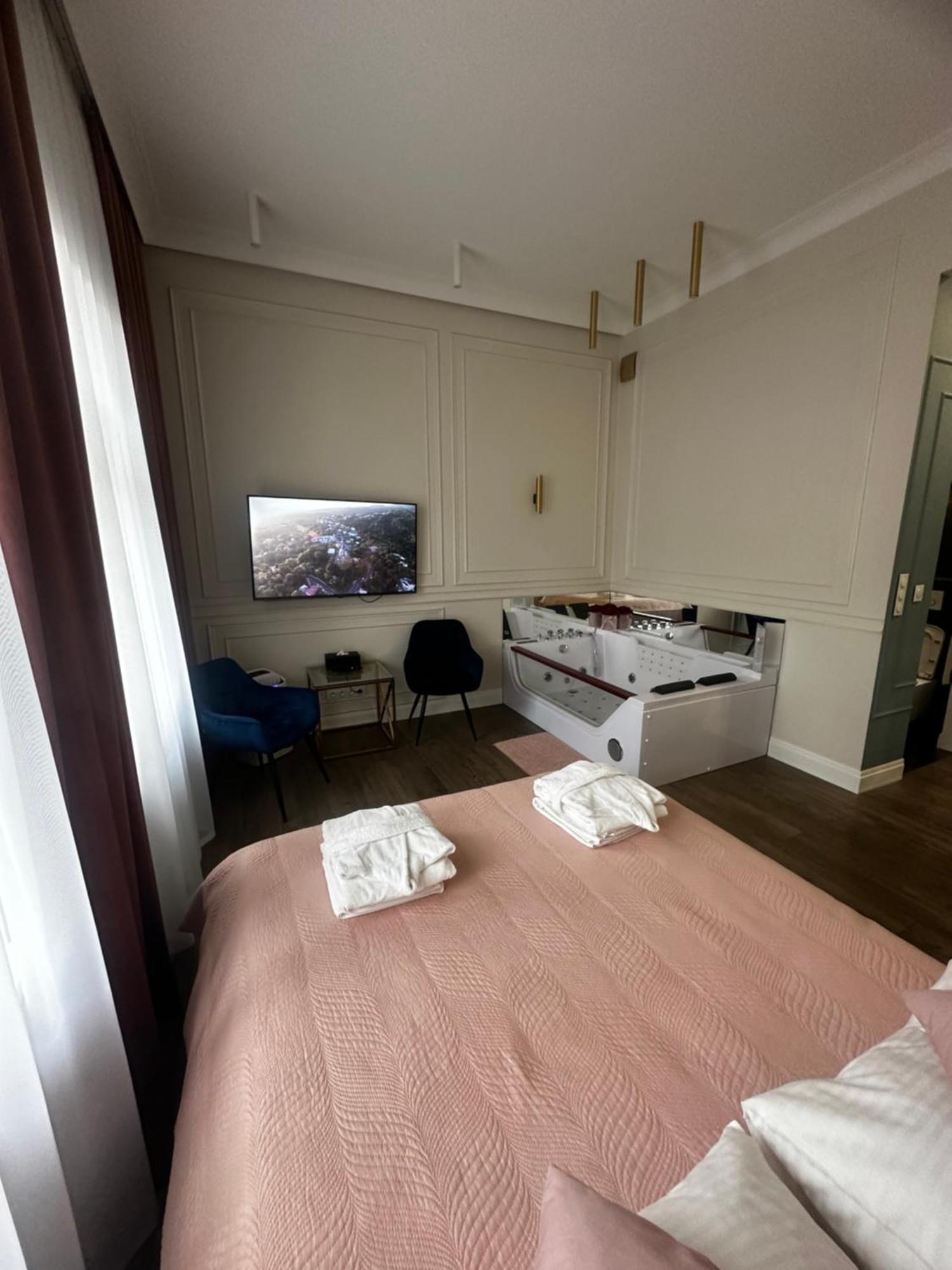 Apartament Glamour Prywatne Jacuzzi Starowislna Krakow Cracóvia Exterior foto